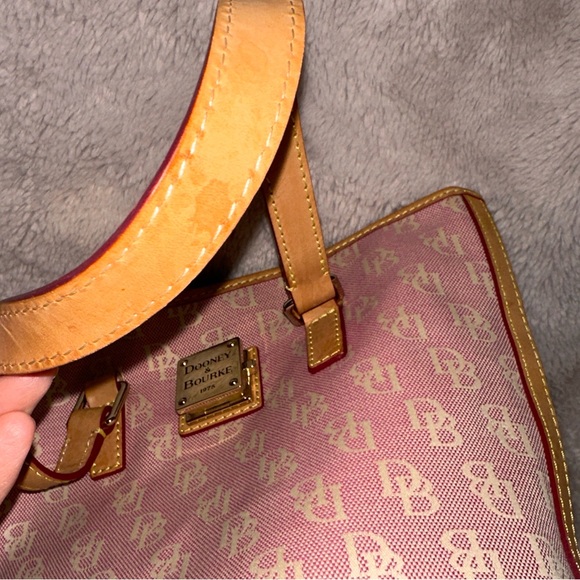 Dooney & bourke pink bucket bag - Picture 6 of 11